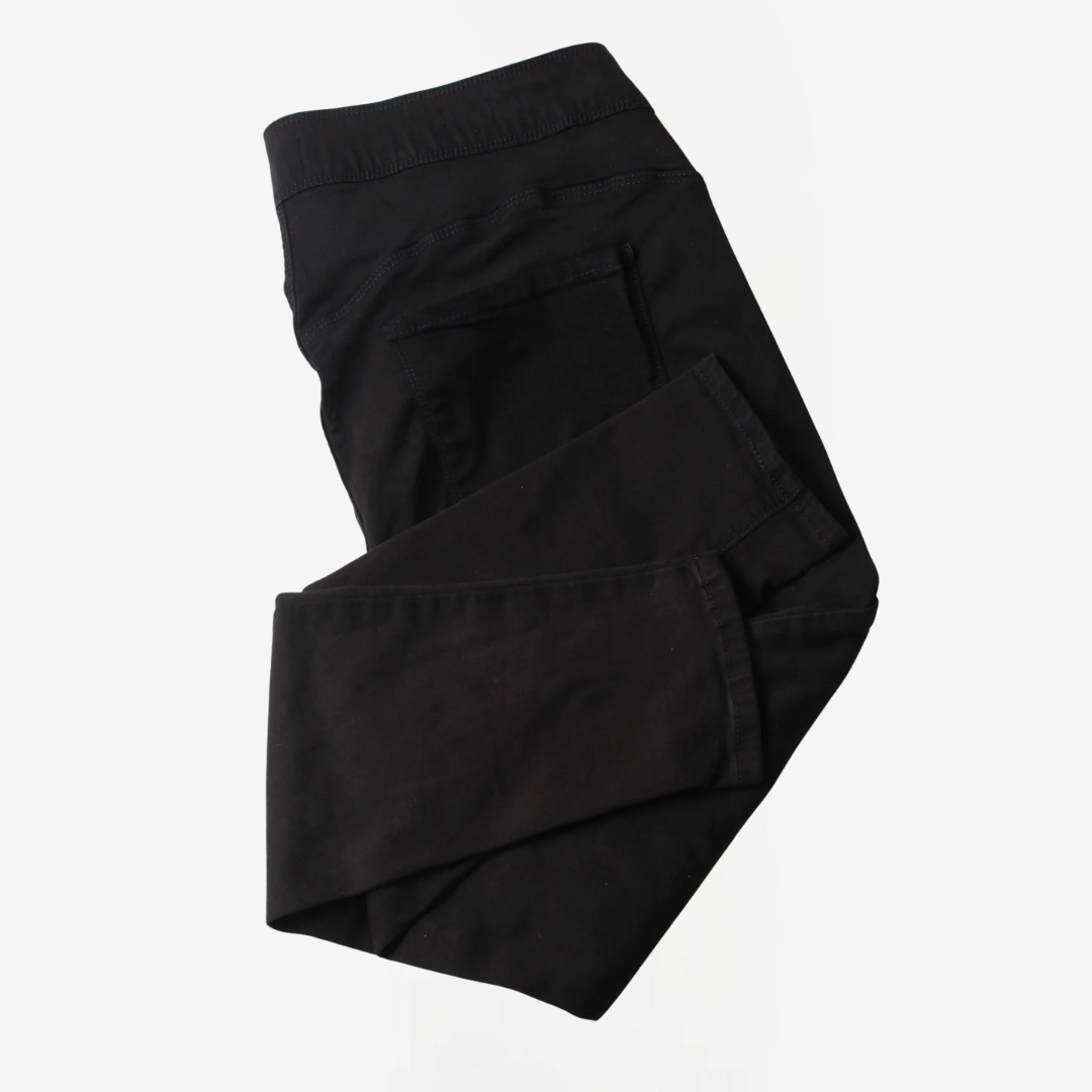 BLAKC black jeans vs regular jeans after 180 days – no fade comparison India